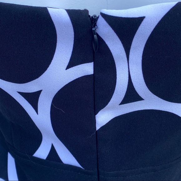 London Times Black White Sleeveless Dress Size 6 - Picture 7 of 8